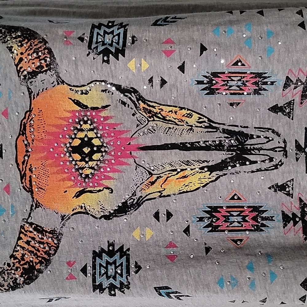 Maurice's Western Sleeveless top w/ silver mini studs multi colored size L NWOT - Picture 2 of 10
